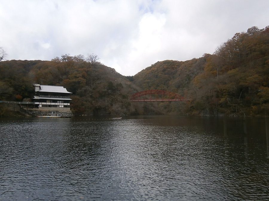 帝釈峡に架かる桜橋