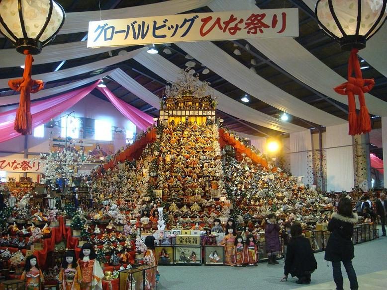ビッグひな祭りの会場