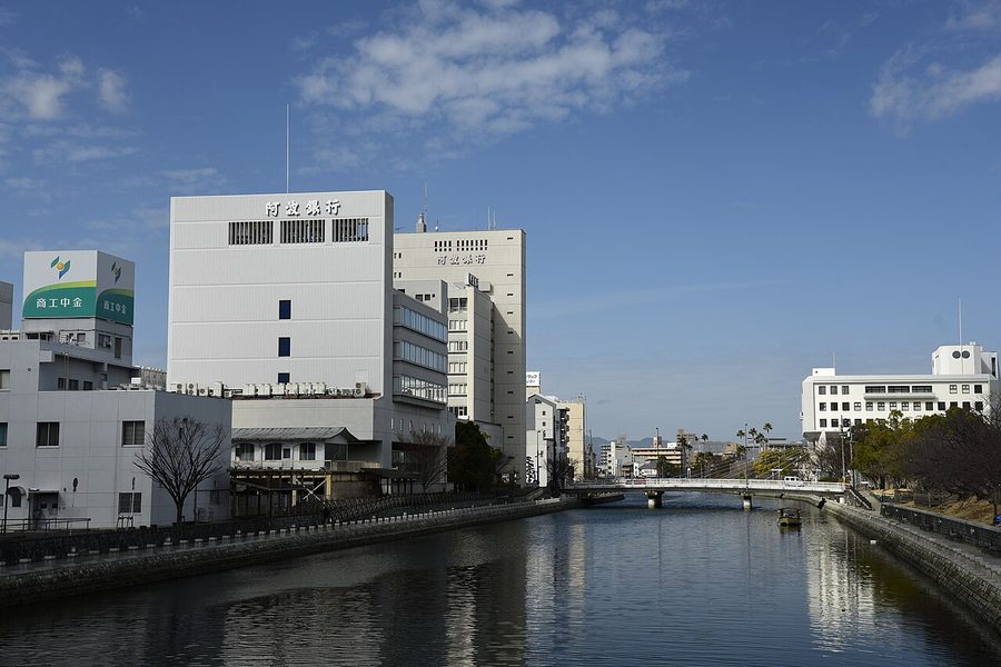 新町川