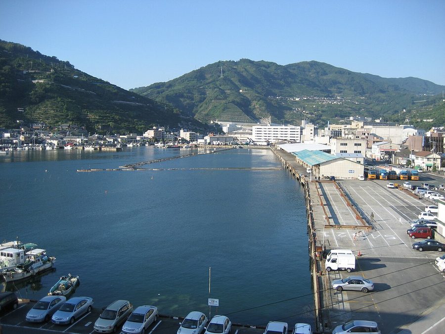 八幡浜港