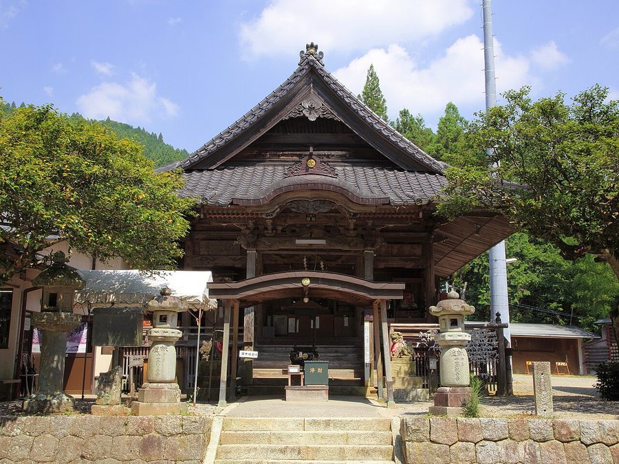 田峯観音の本堂