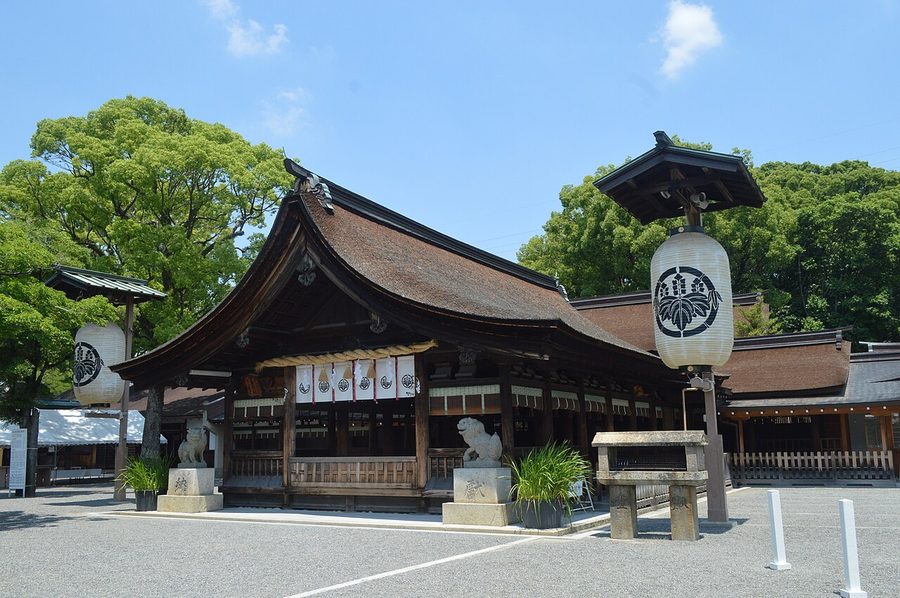 尾張大国霊神社(国府宮神社)の拝殿