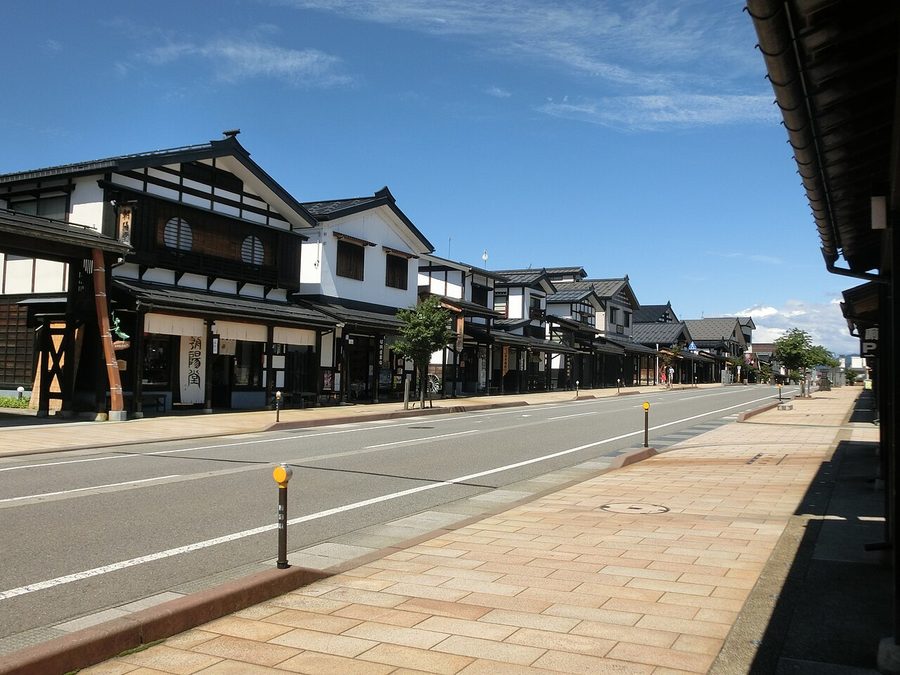 塩沢宿の町並み