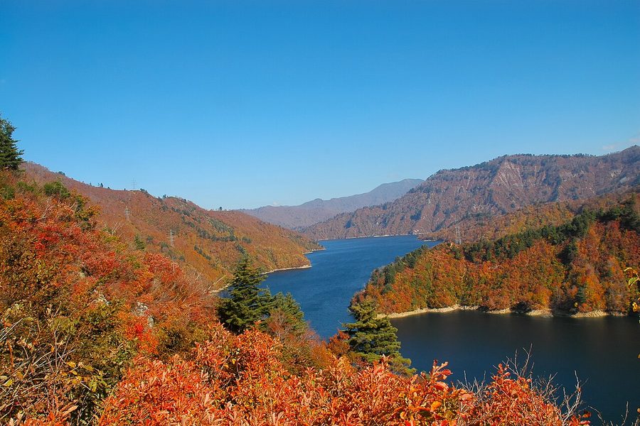 奥只見湖