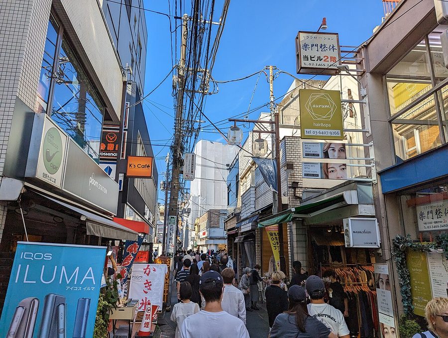 下北沢の商店街