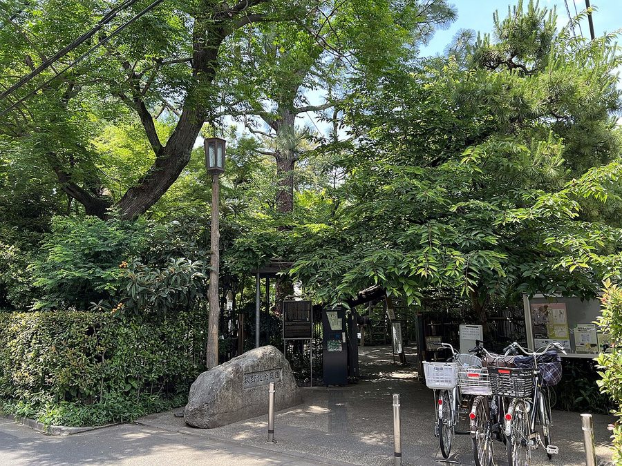 牧野記念庭園の入口