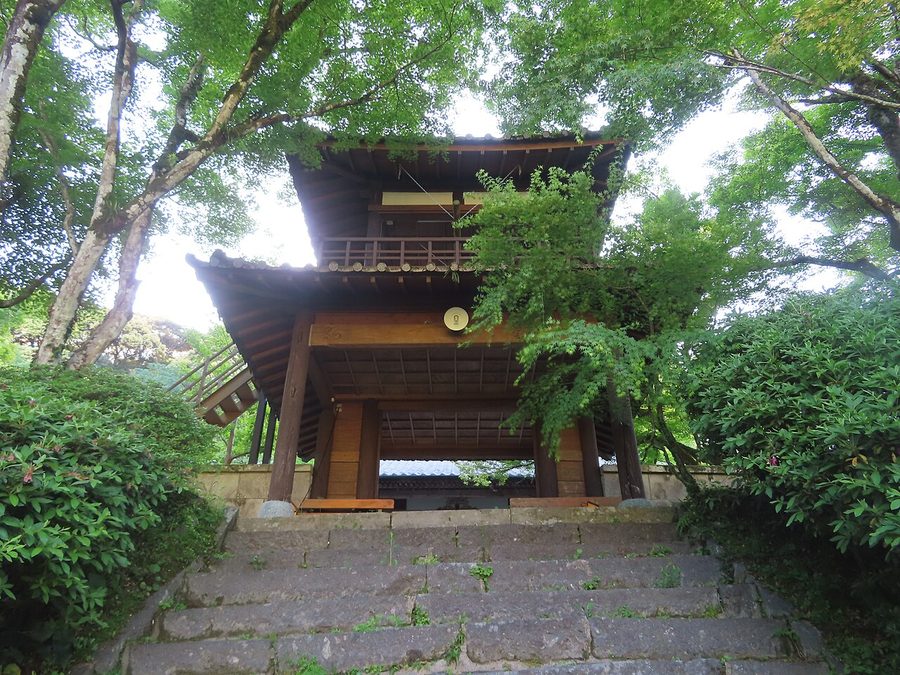 新宮寺（新宮禅寺）の楼門