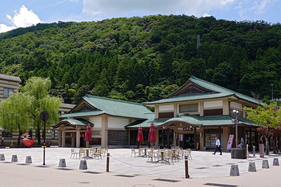 山中温泉の山中座広場