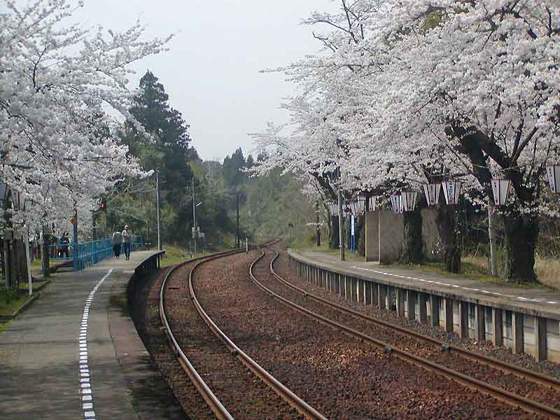能登鹿島駅