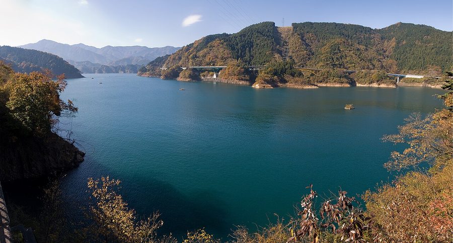 宮ヶ瀬湖