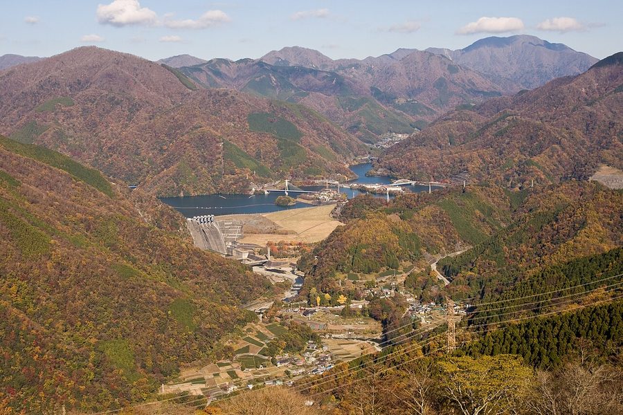 丹沢湖