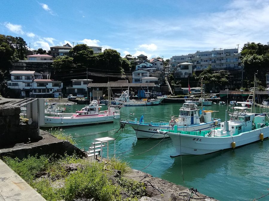 岩漁港