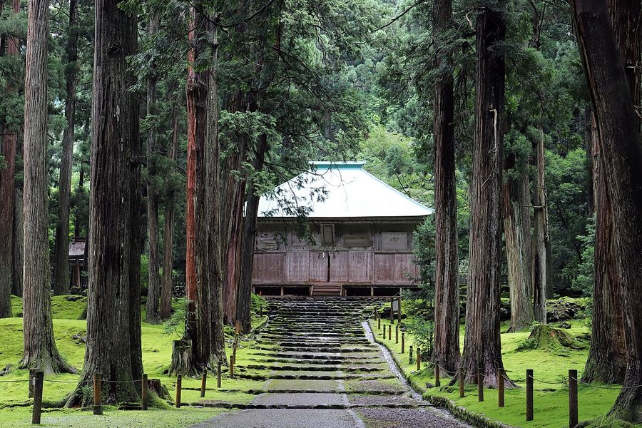 平泉寺白山神社の拝殿