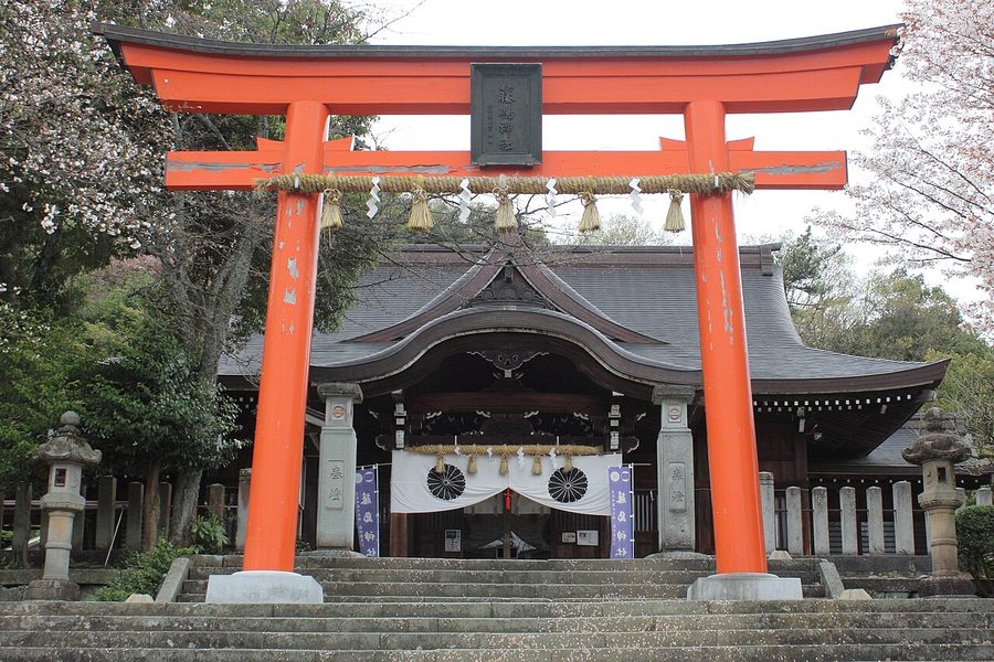 藤島神社の鳥居