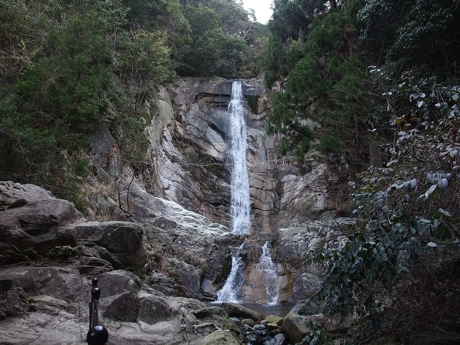 上野峡の白糸の滝
