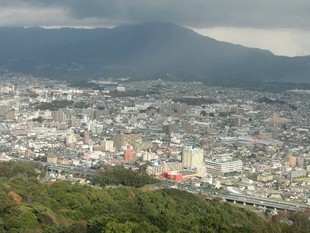 天拝山の山頂から望む筑紫野市街地