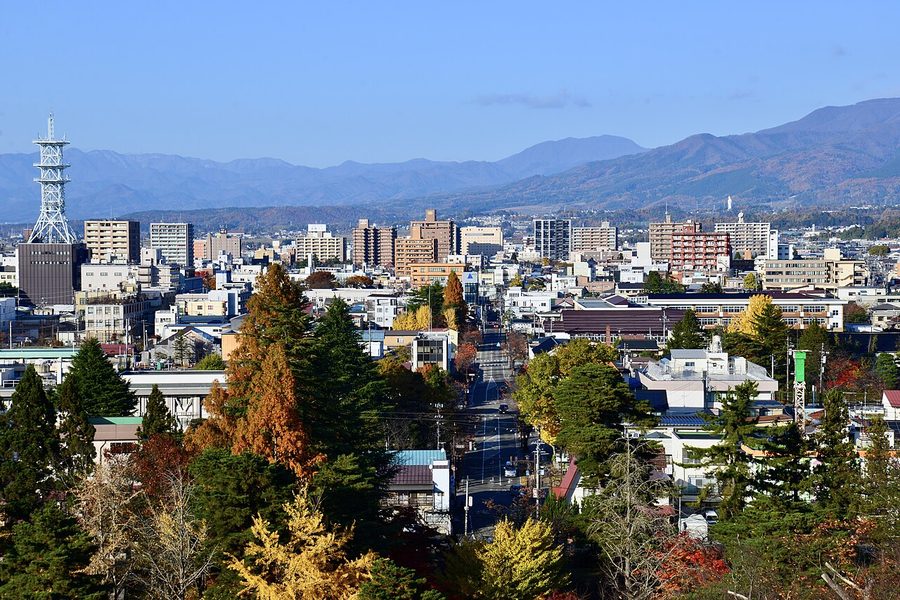 鶴ヶ城天守から見た会津若松市街