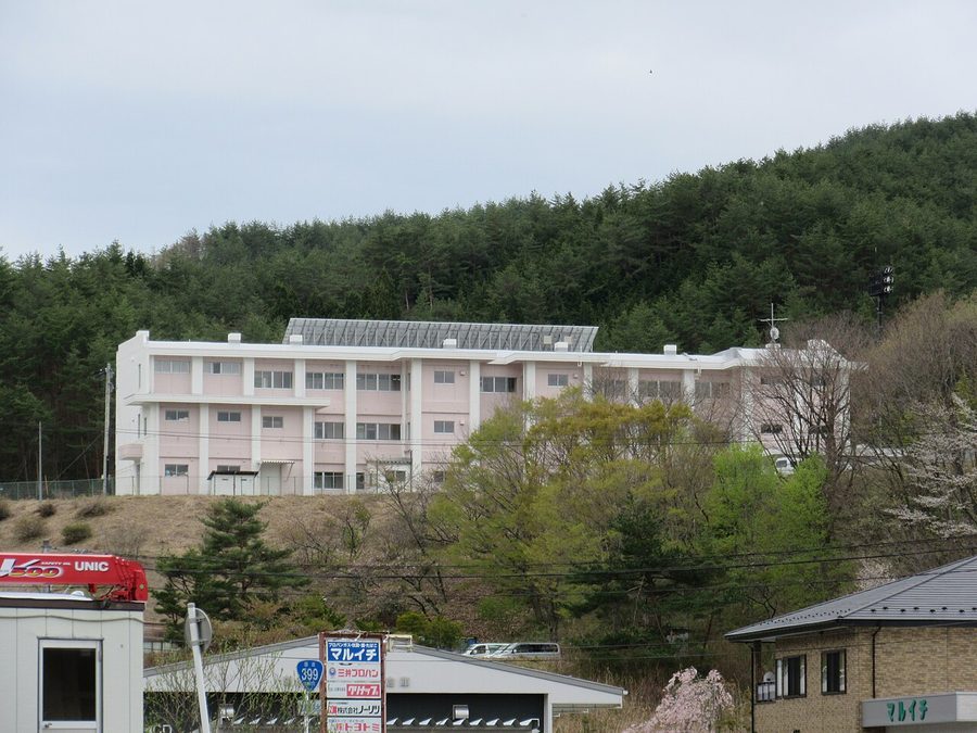 葛尾中学校の校舎