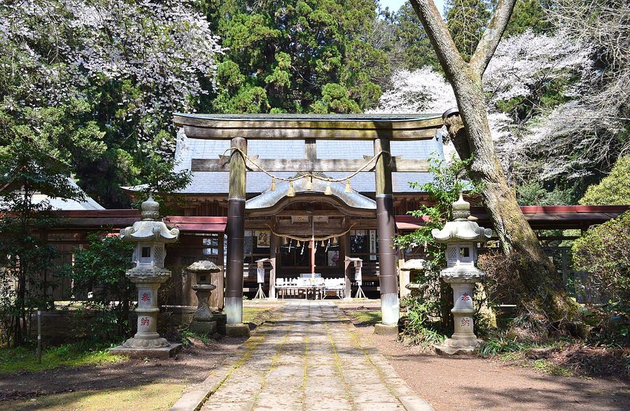 馬場都々古別神社の正面