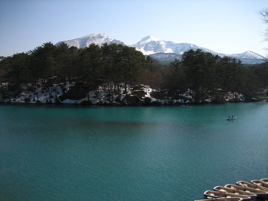 毘沙門沼と磐梯山