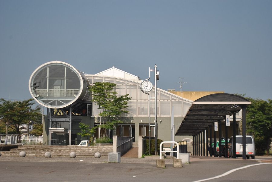 矢吹駅東口