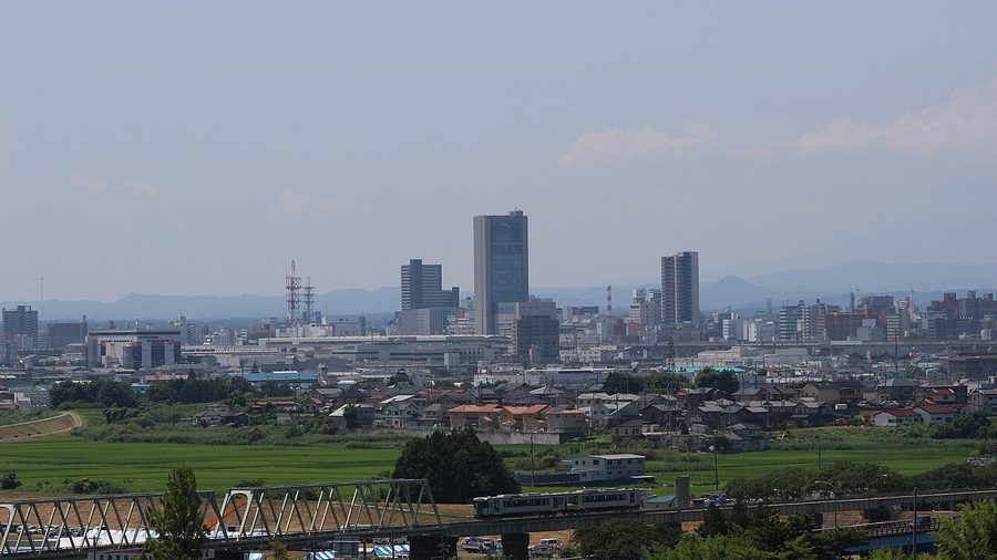 富久山町の高台から望む郡山市街地遠景
