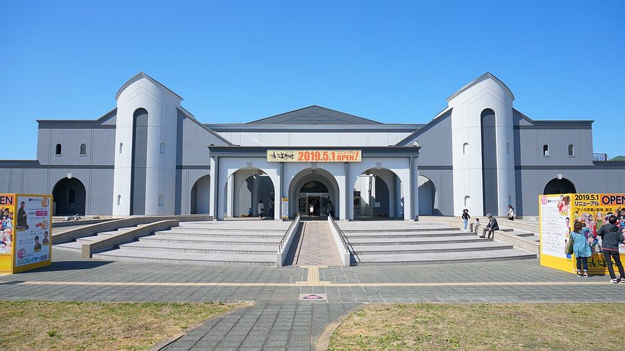 横手市増田まんが美術館の外観