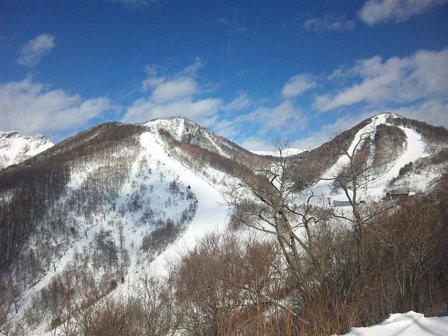 川場スキー場の冬景色