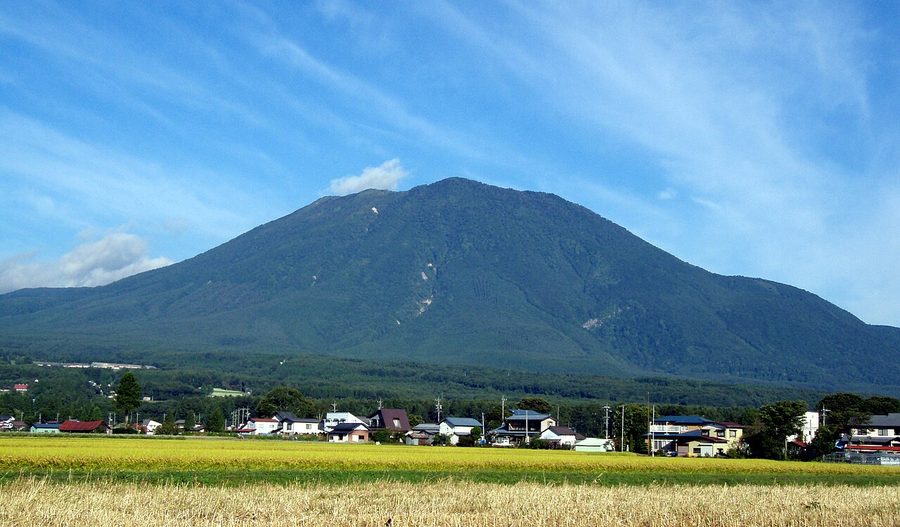 黒姫山