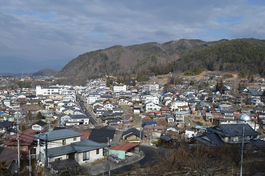 高遠城址公園から見た高遠市街地の眺め