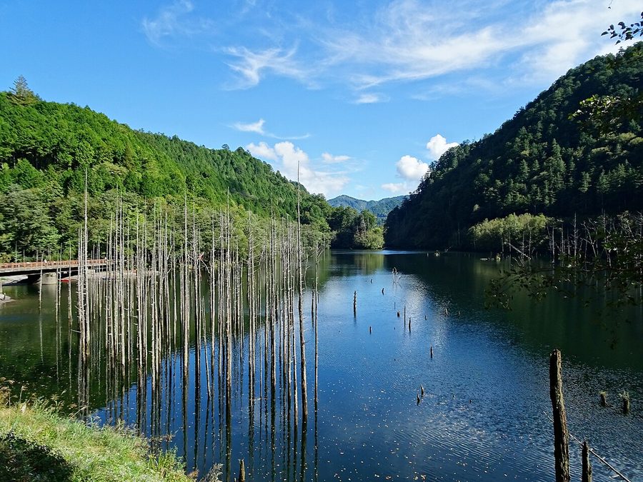 自然湖