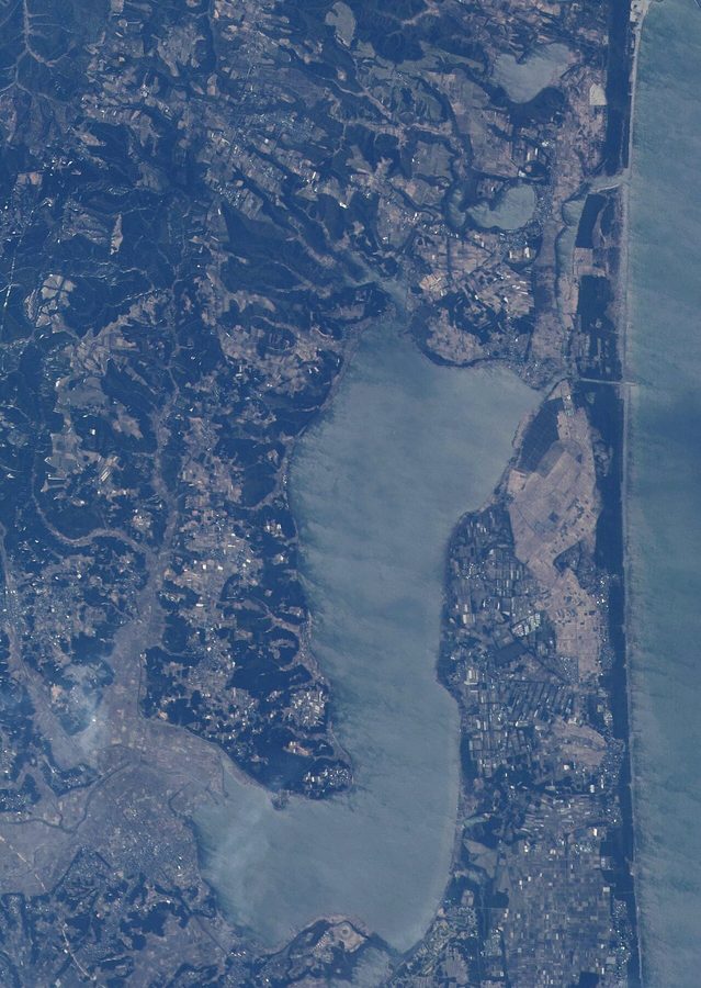 国際宇宙ステーション（ISS）から撮影した小川原湖