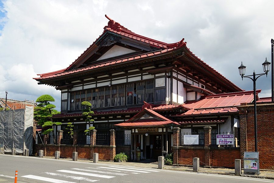 太宰治記念館「斜陽館」