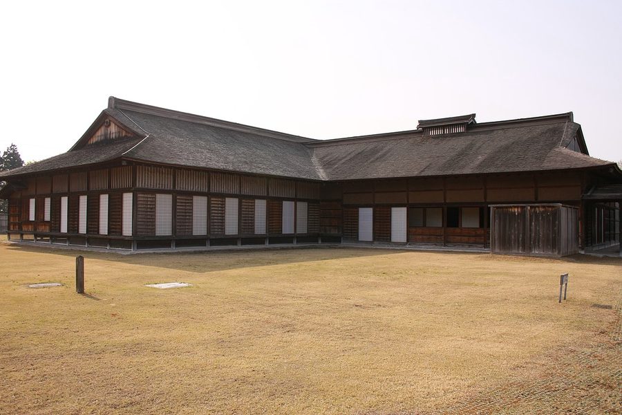 根城の復元主殿