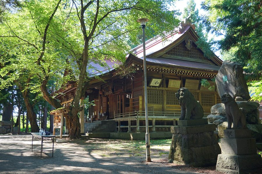 猿賀神社の拝殿
