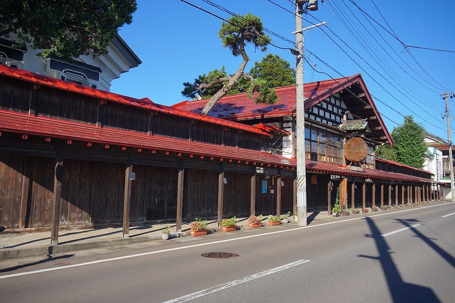 元町こみせ初駒館