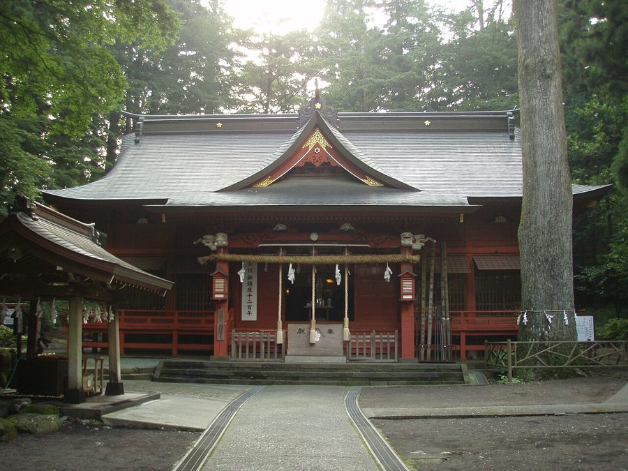東口本宮冨士浅間神社の社殿