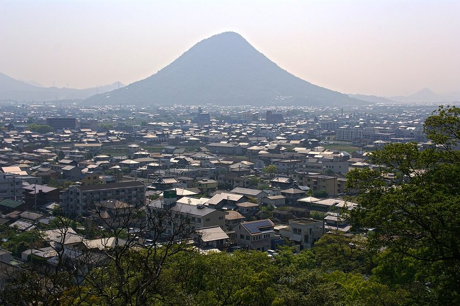 飯野山(讃岐富士)