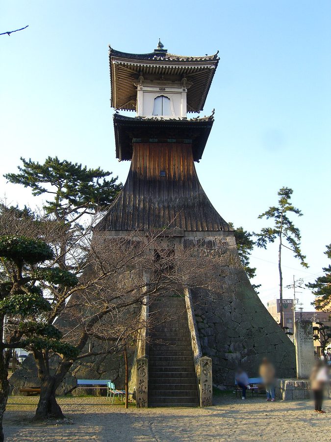 高灯篭