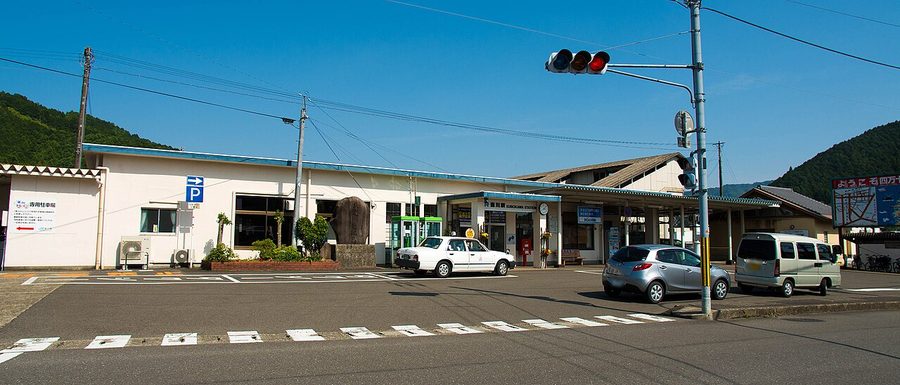 JR窪川駅前
