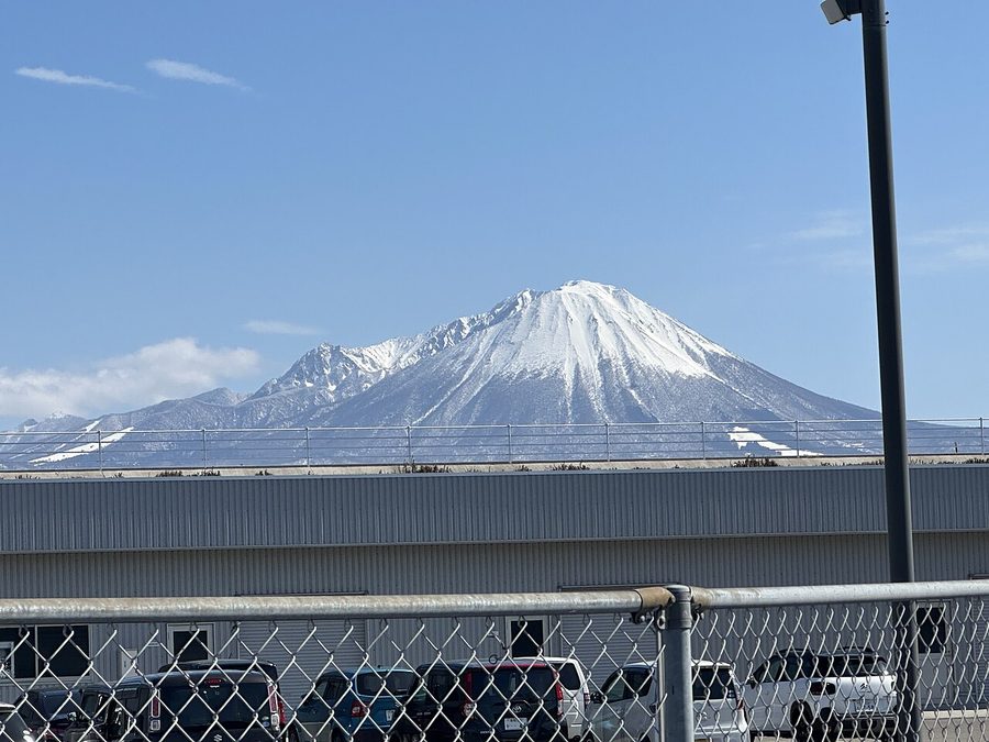 米子から望む大山